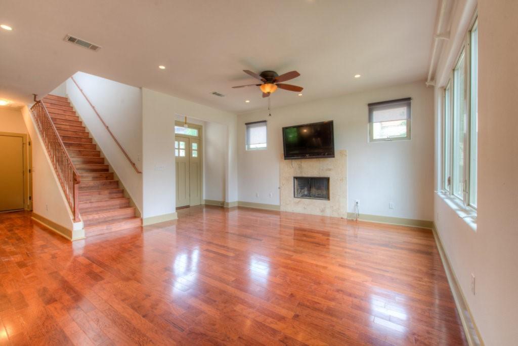 605 Peacock Ln # C, Austin, TX 78704