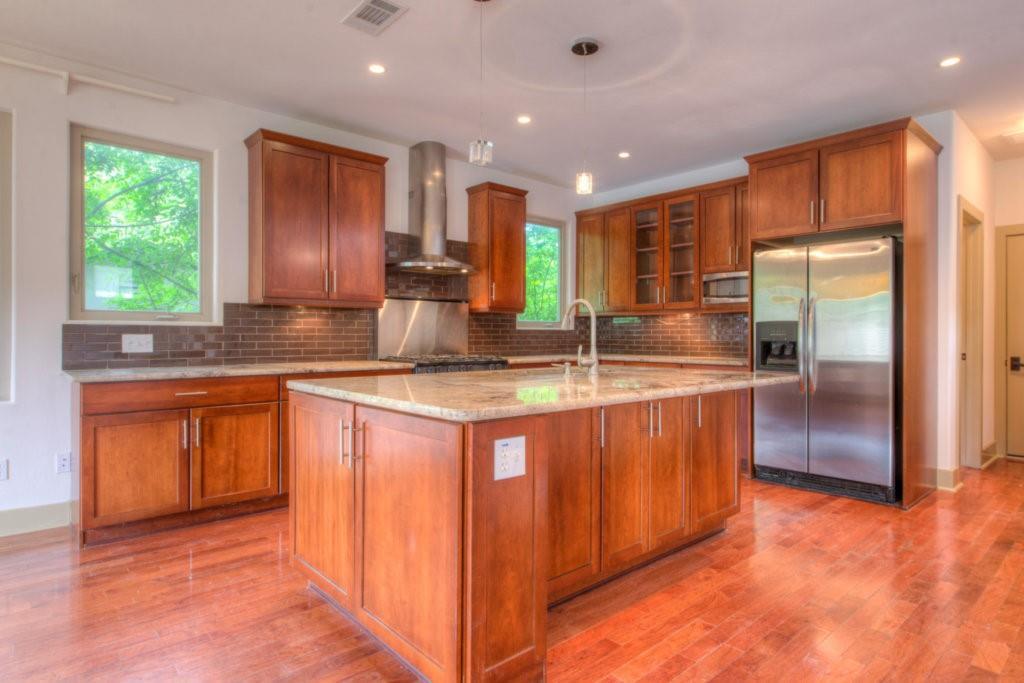 605 Peacock Ln # C, Austin, TX 78704