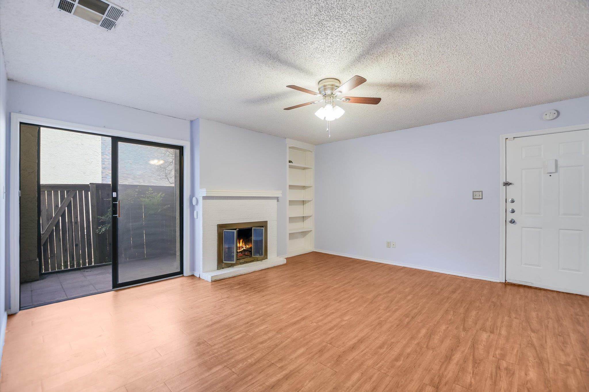 1202 Thorpe Ln # 407, San Marcos, TX 78666