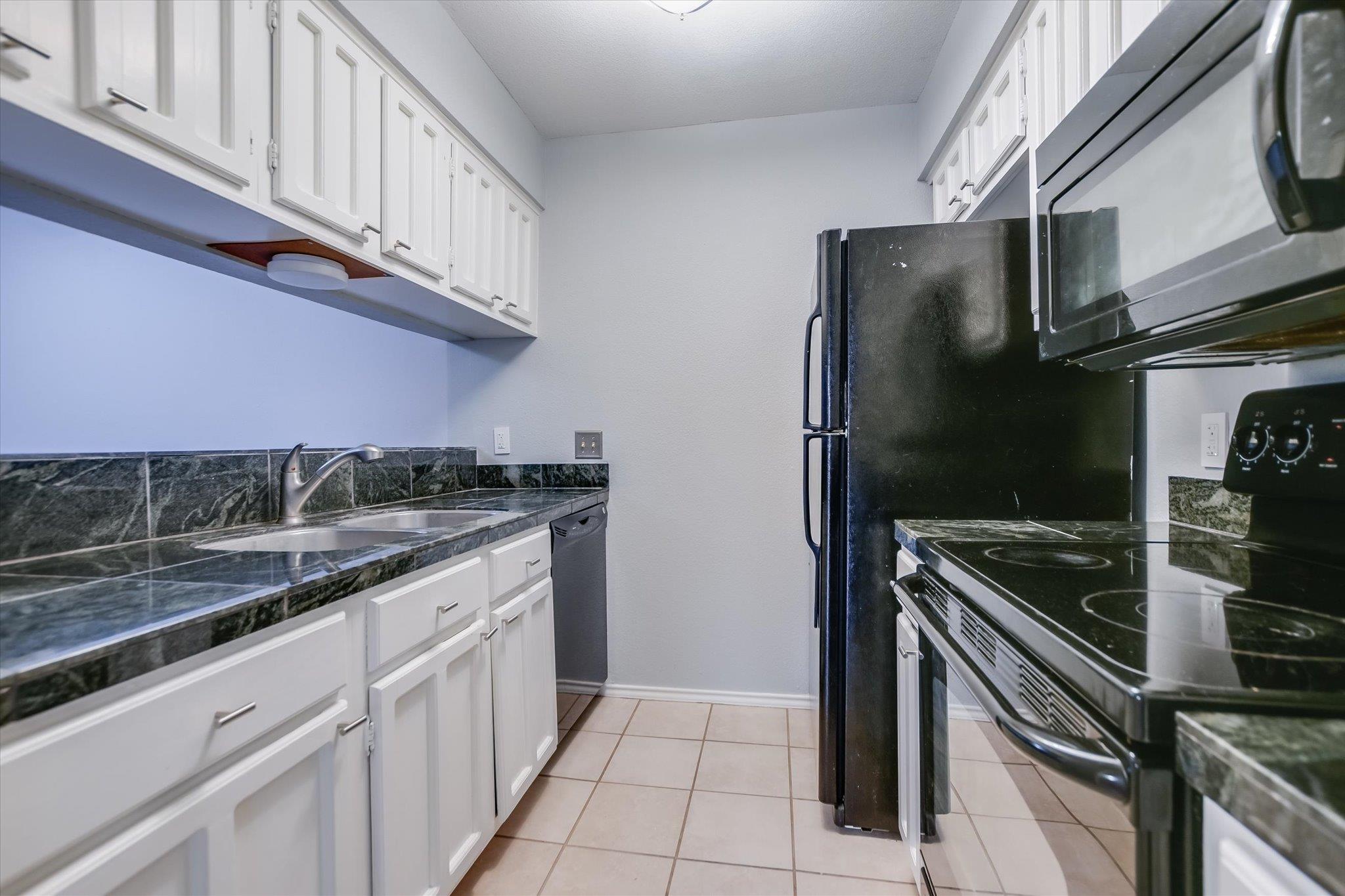 1202 Thorpe Ln # 407, San Marcos, TX 78666