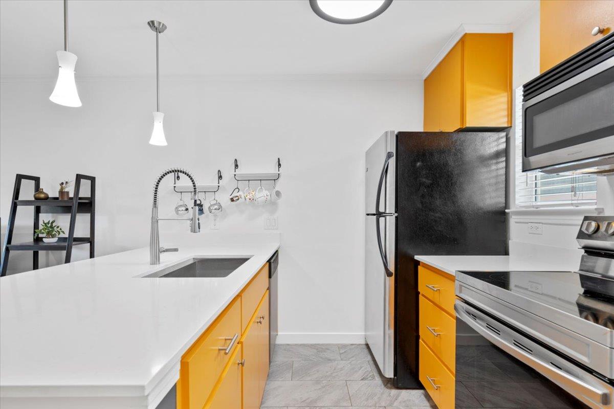 1422 Collier St # 103, Austin, TX 78704