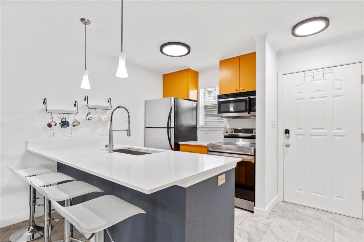 1422 Collier St # 103, Austin, TX 78704