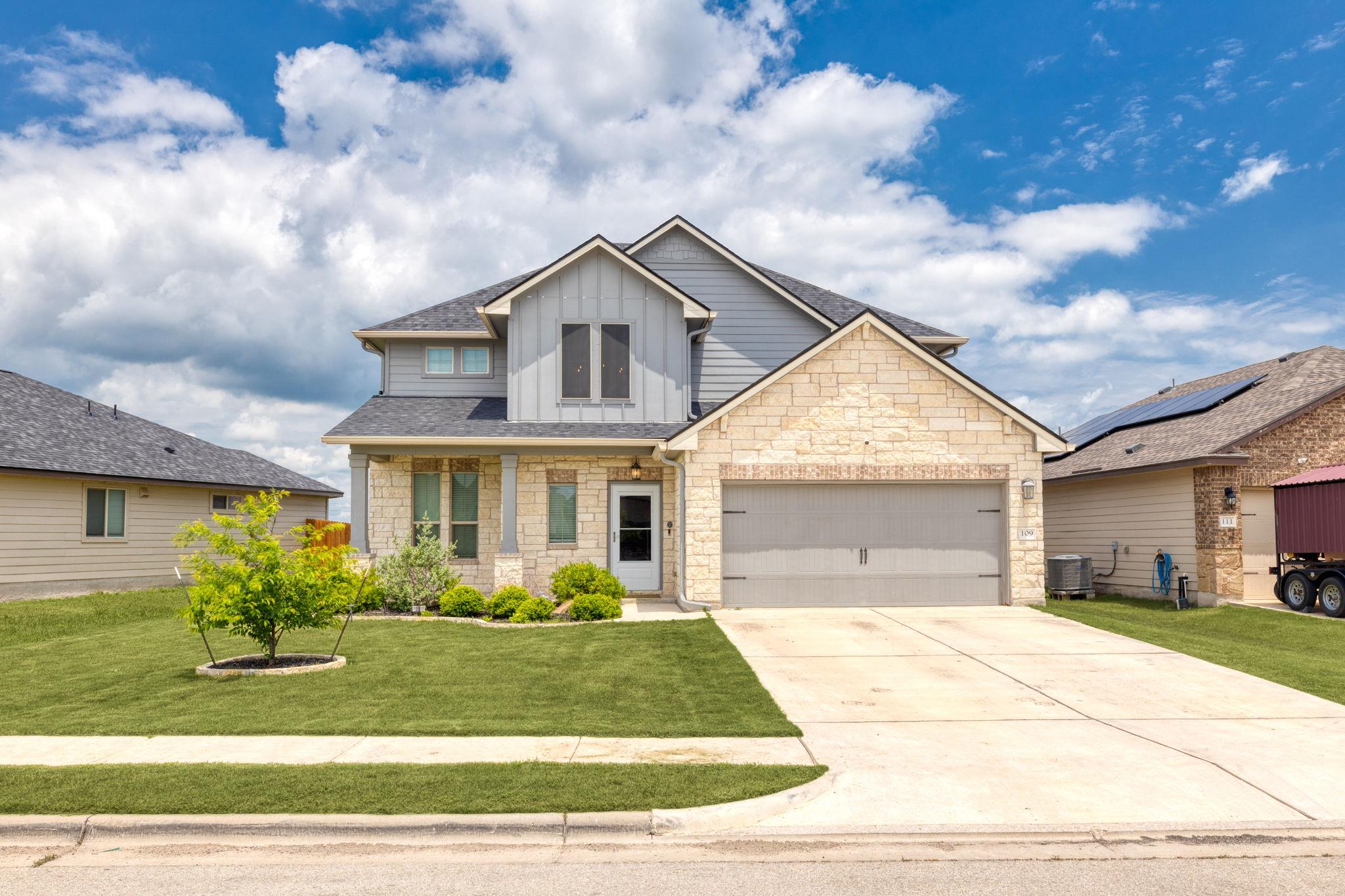 109 Reagor Dr, Taylor, TX 76574