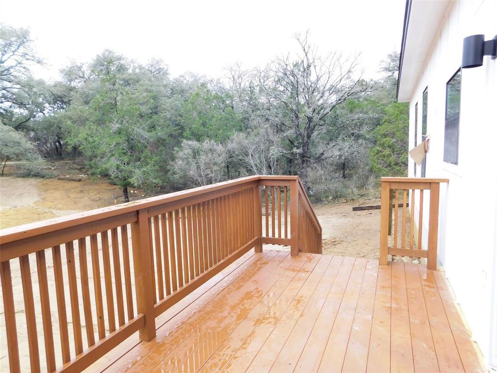207 Laurel Ln, Spicewood, TX 78669