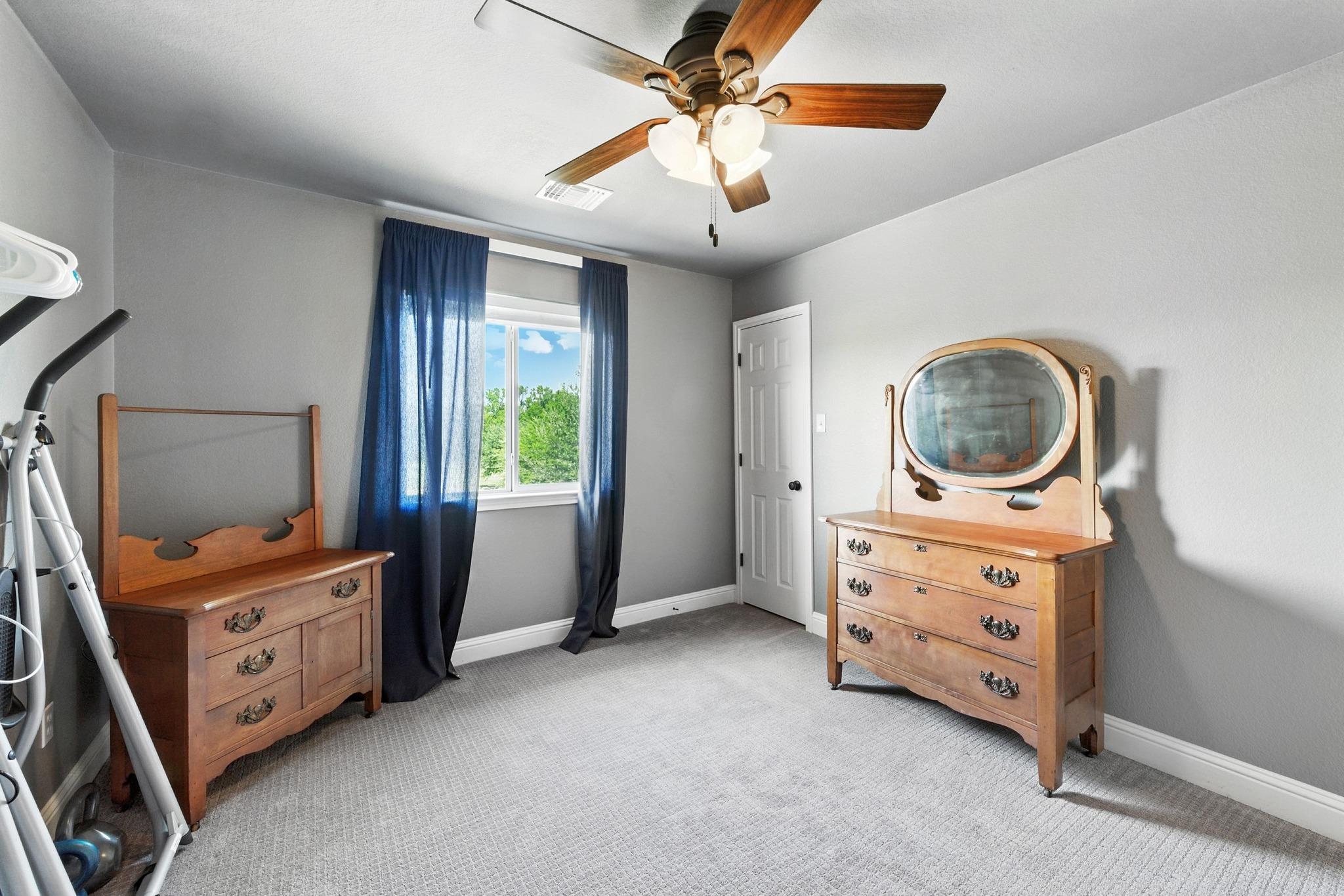 316 Caraway, Kyle, TX 78640