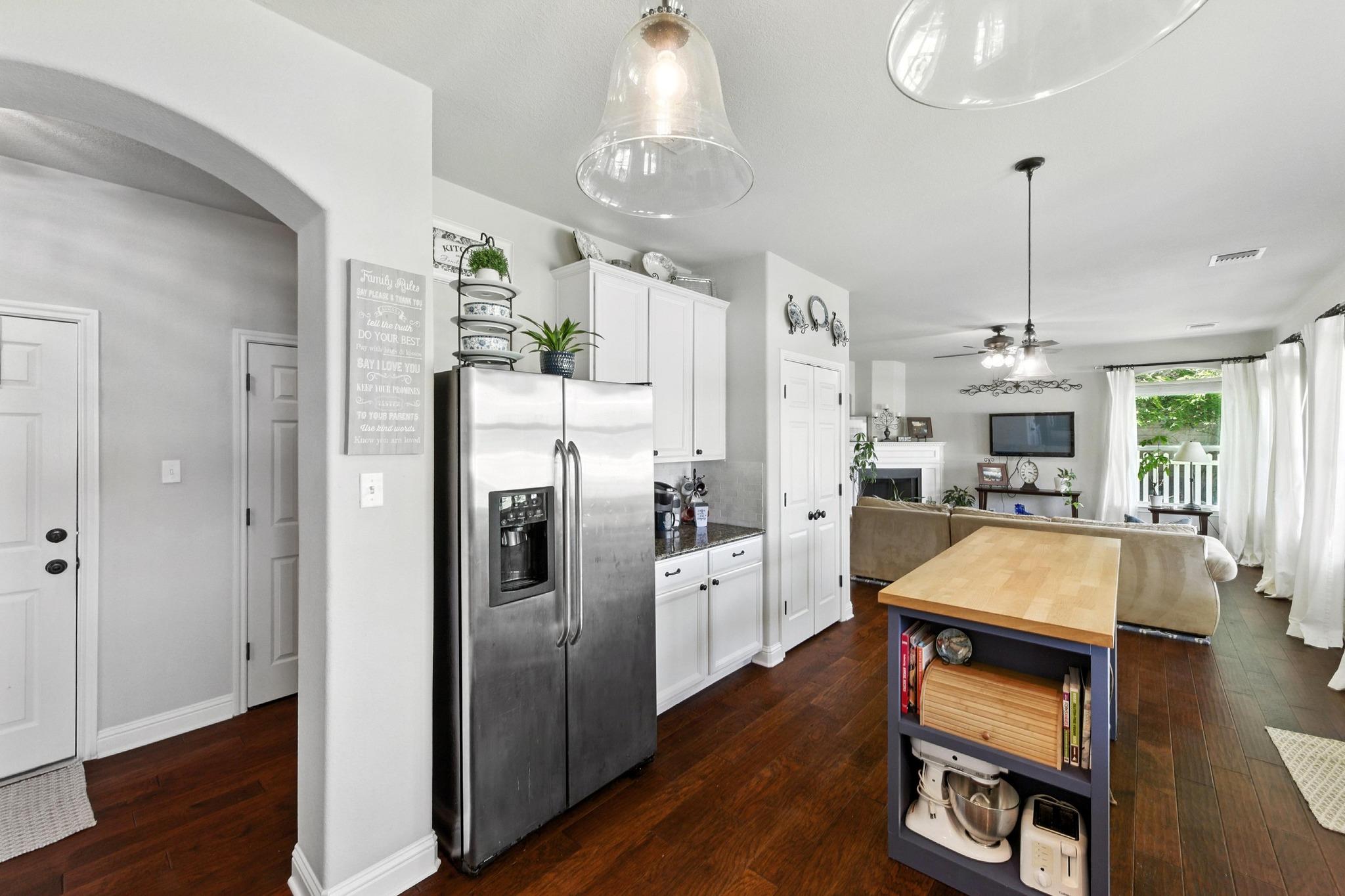 316 Caraway, Kyle, TX 78640