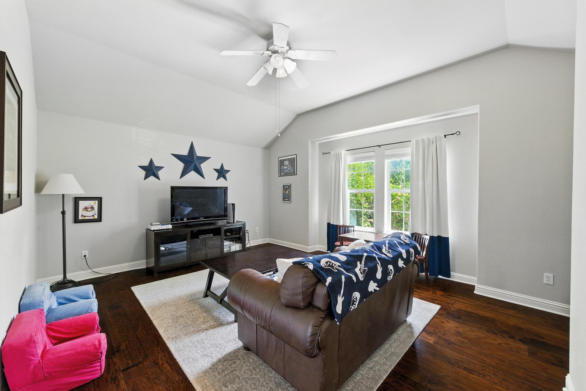 316 Caraway, Kyle, TX 78640