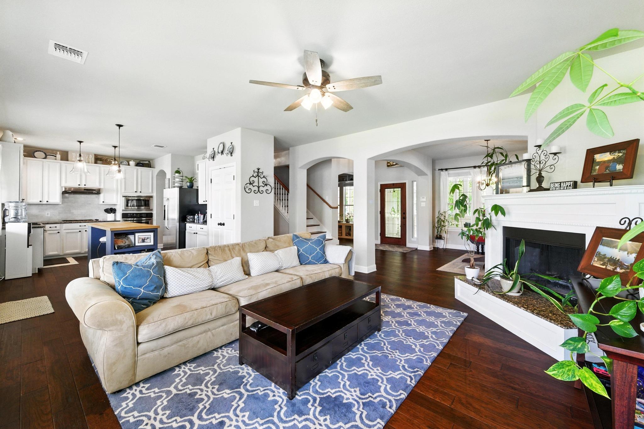 316 Caraway, Kyle, TX 78640