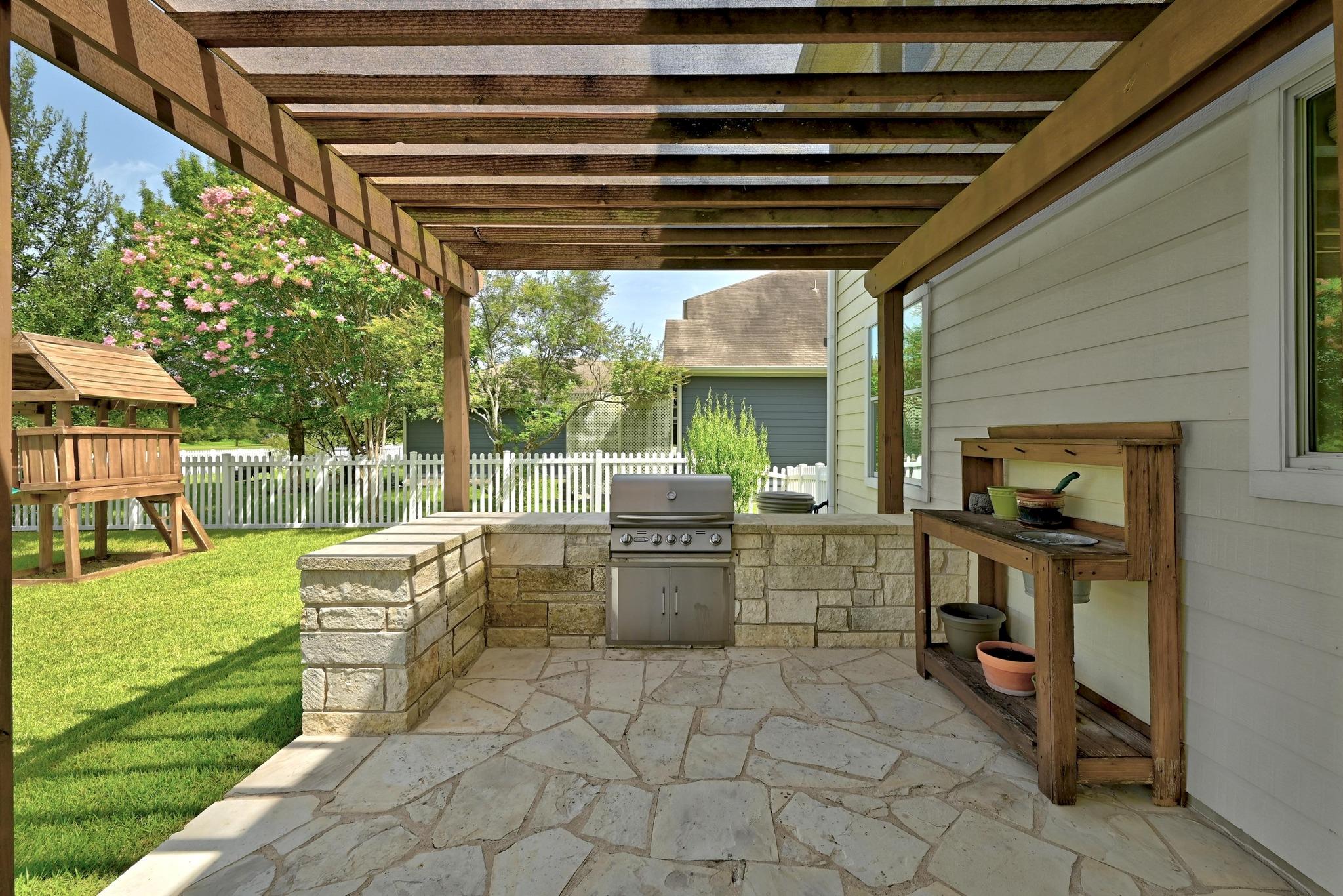 316 Caraway, Kyle, TX 78640