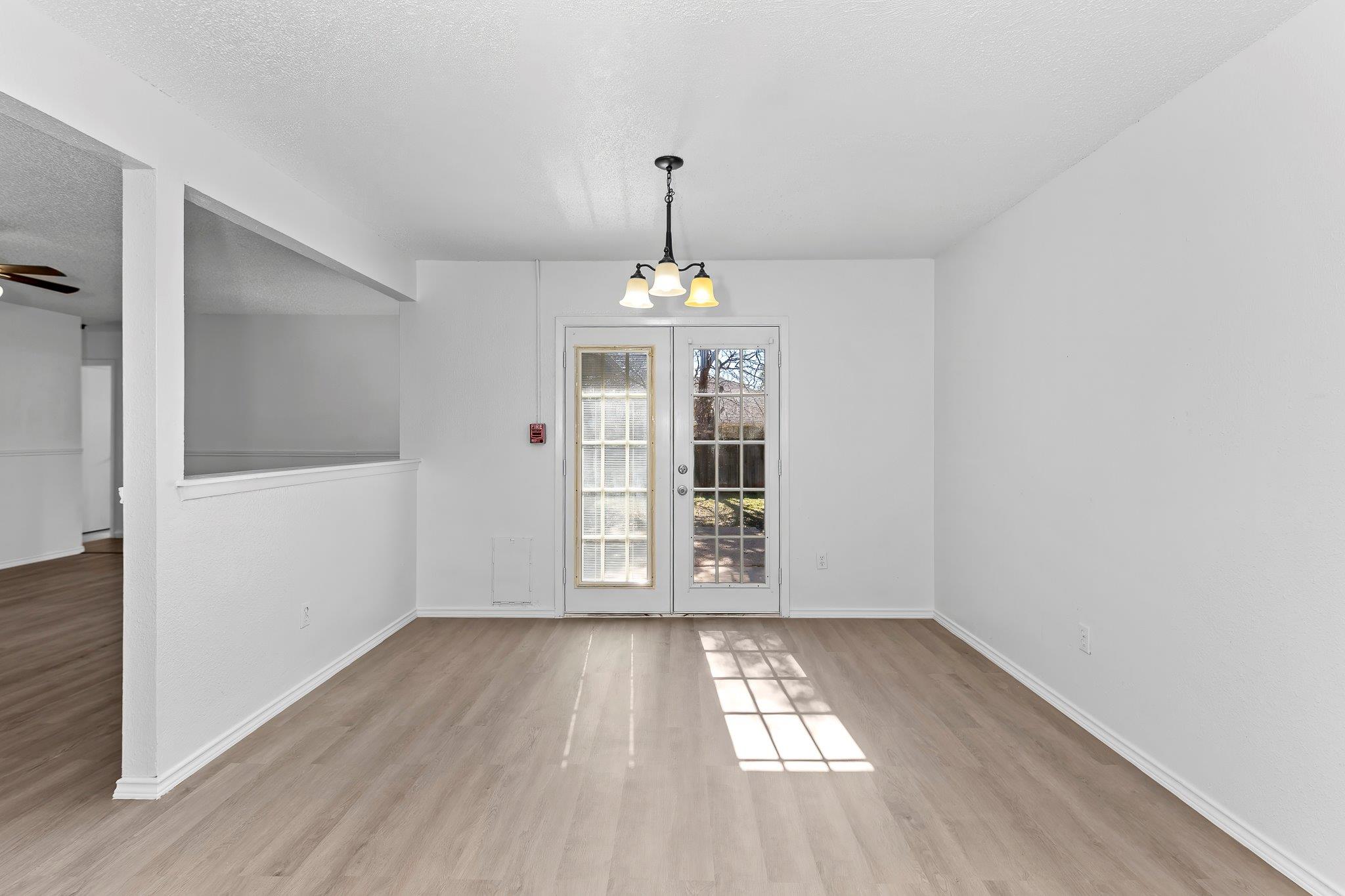 500 Honeysuckle Dr, Cedar Park, TX 78613