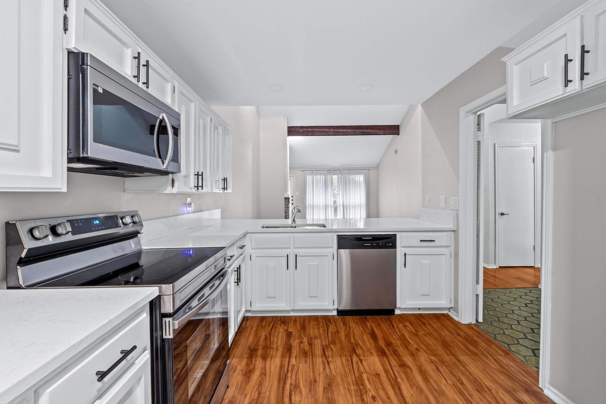 3700 Steck Ave, Austin, TX 78759