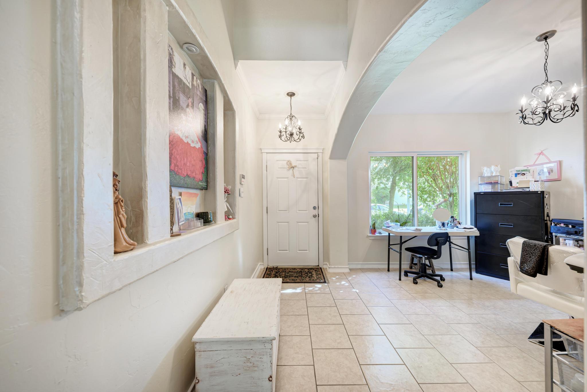 18024 Canopy Dr, Manor, TX 78653