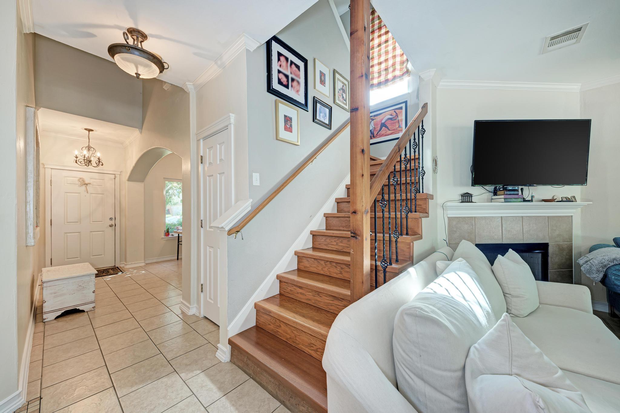 18024 Canopy Dr, Manor, TX 78653