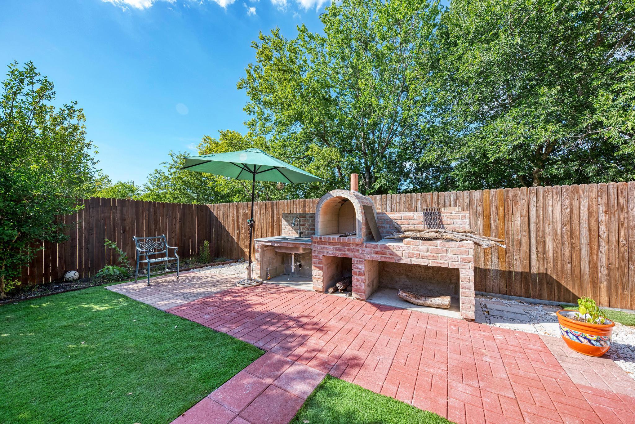 18024 Canopy Dr, Manor, TX 78653