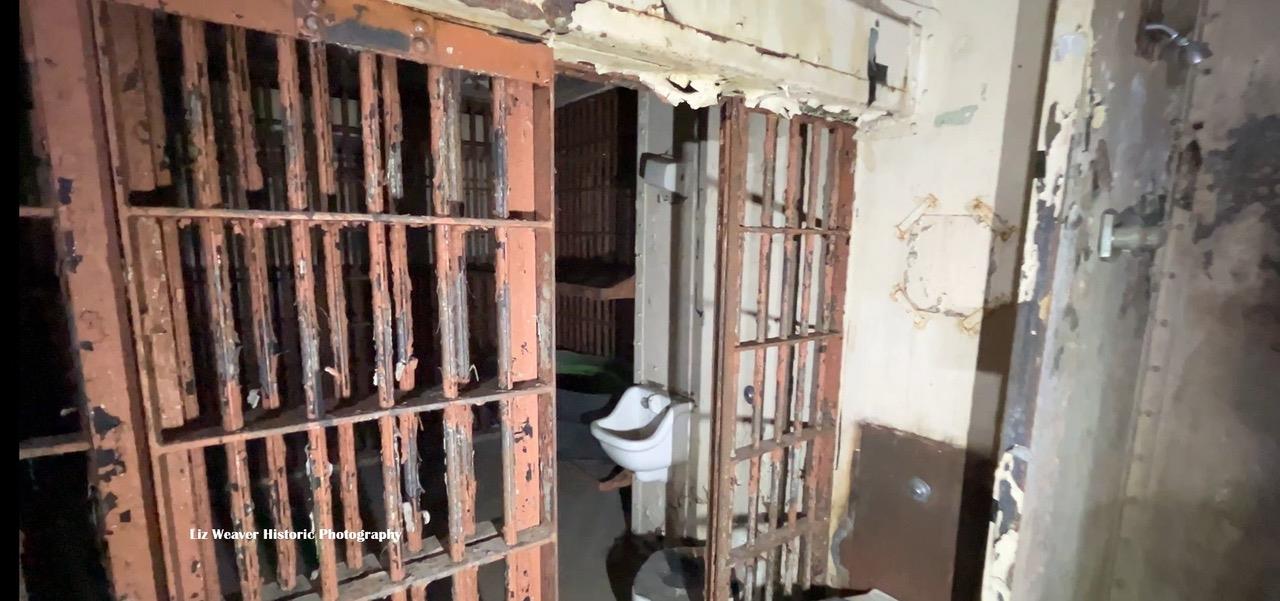 102 W 3rd St, Georgetown, TX 78626