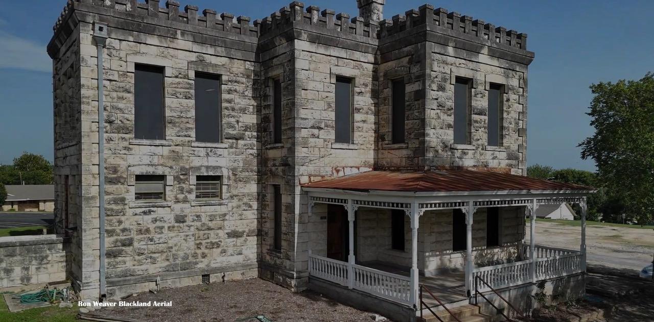 102 W 3rd St, Georgetown, TX 78626