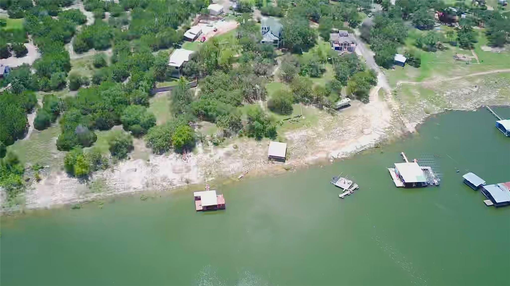 20704 E Lakeshore Dr, Spicewood, TX 78669