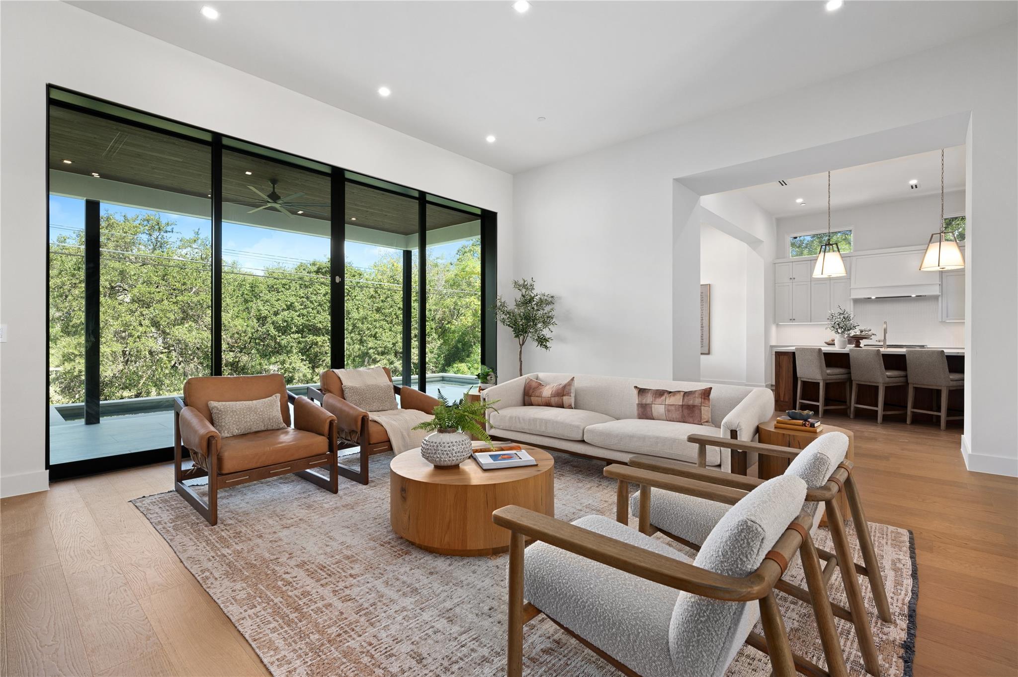 3629 Peregrine Falcon Dr, Austin, TX 78746