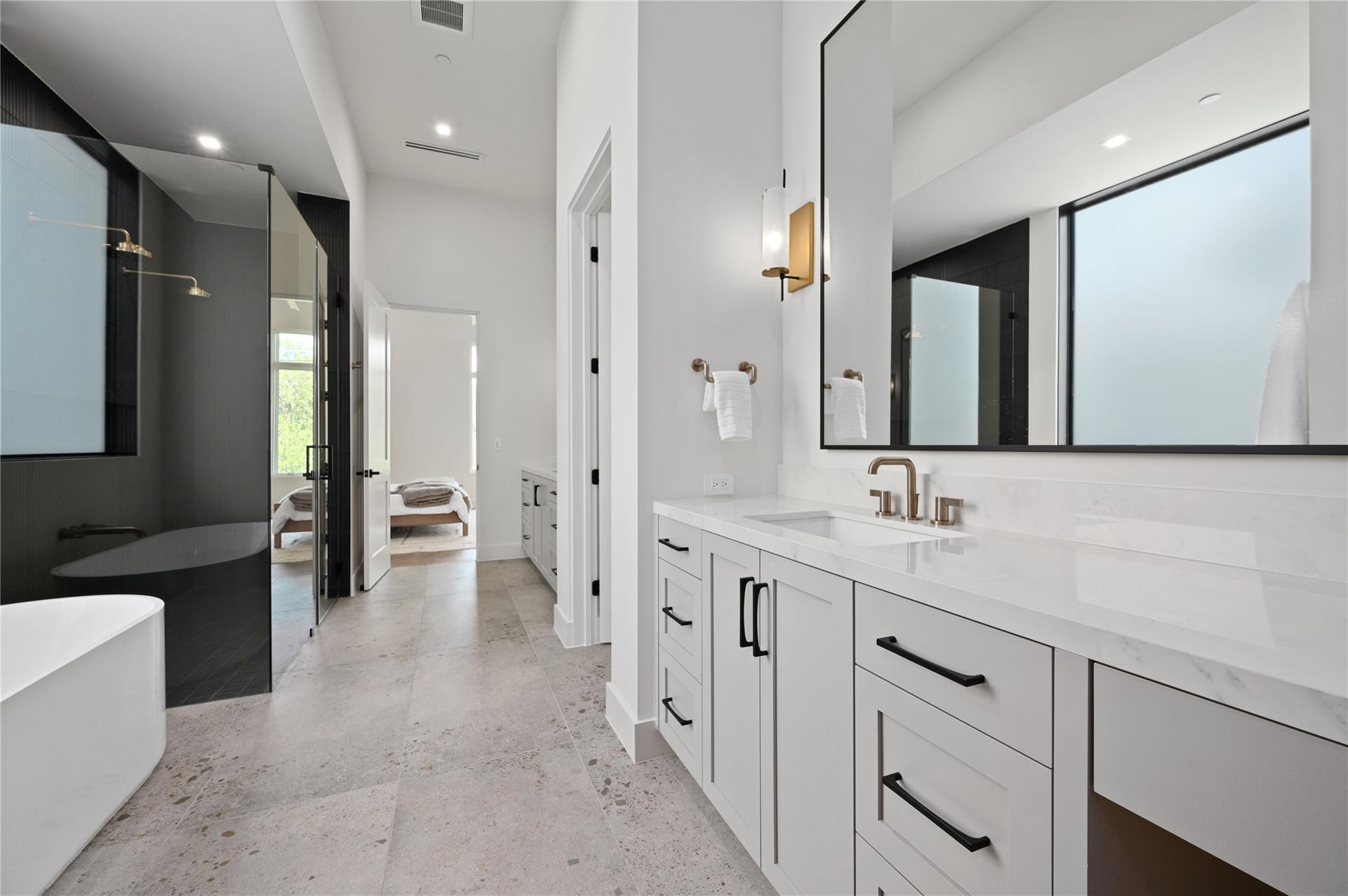 3629 Peregrine Falcon Dr, Austin, TX 78746