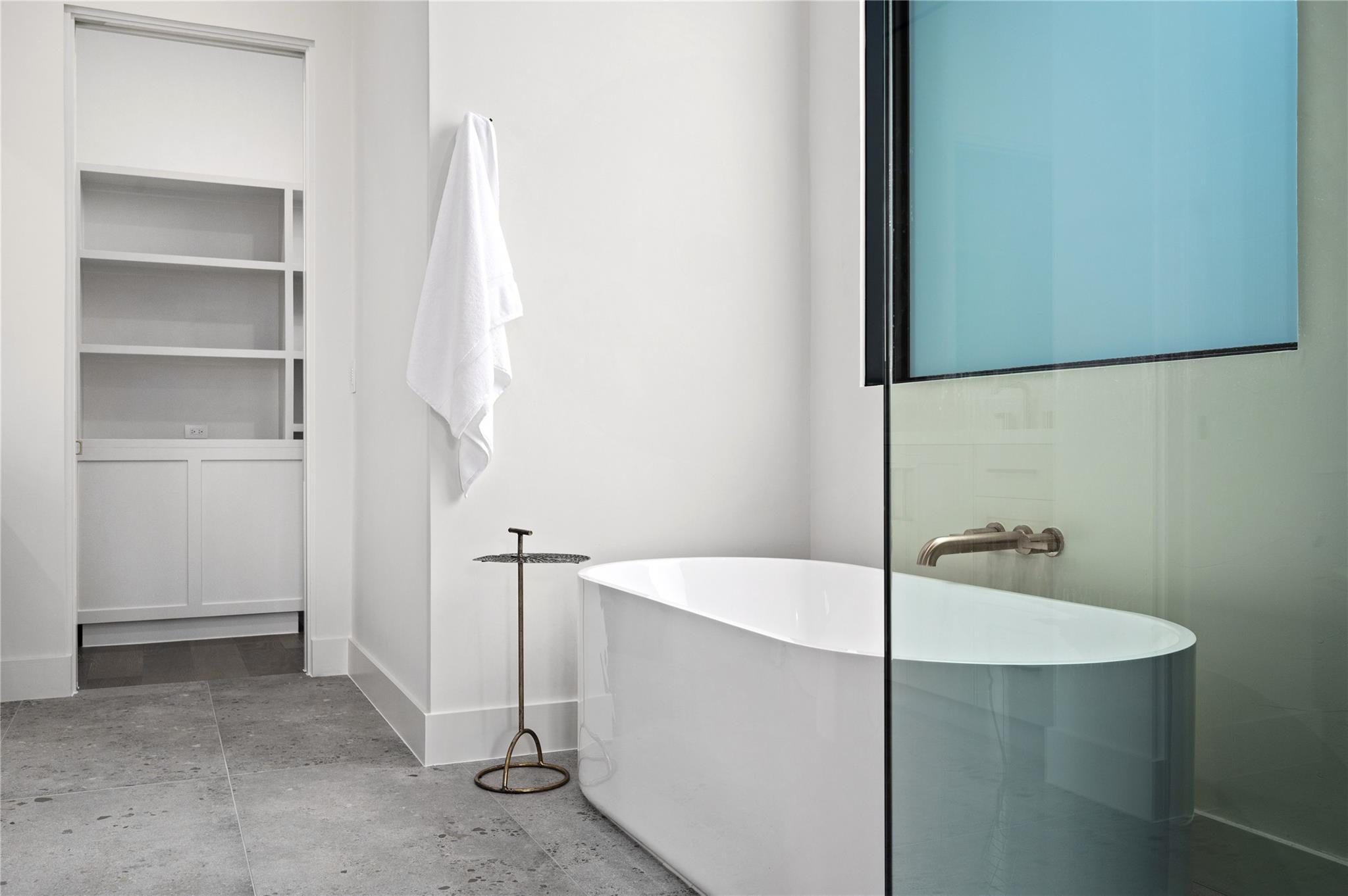 3629 Peregrine Falcon Dr, Austin, TX 78746