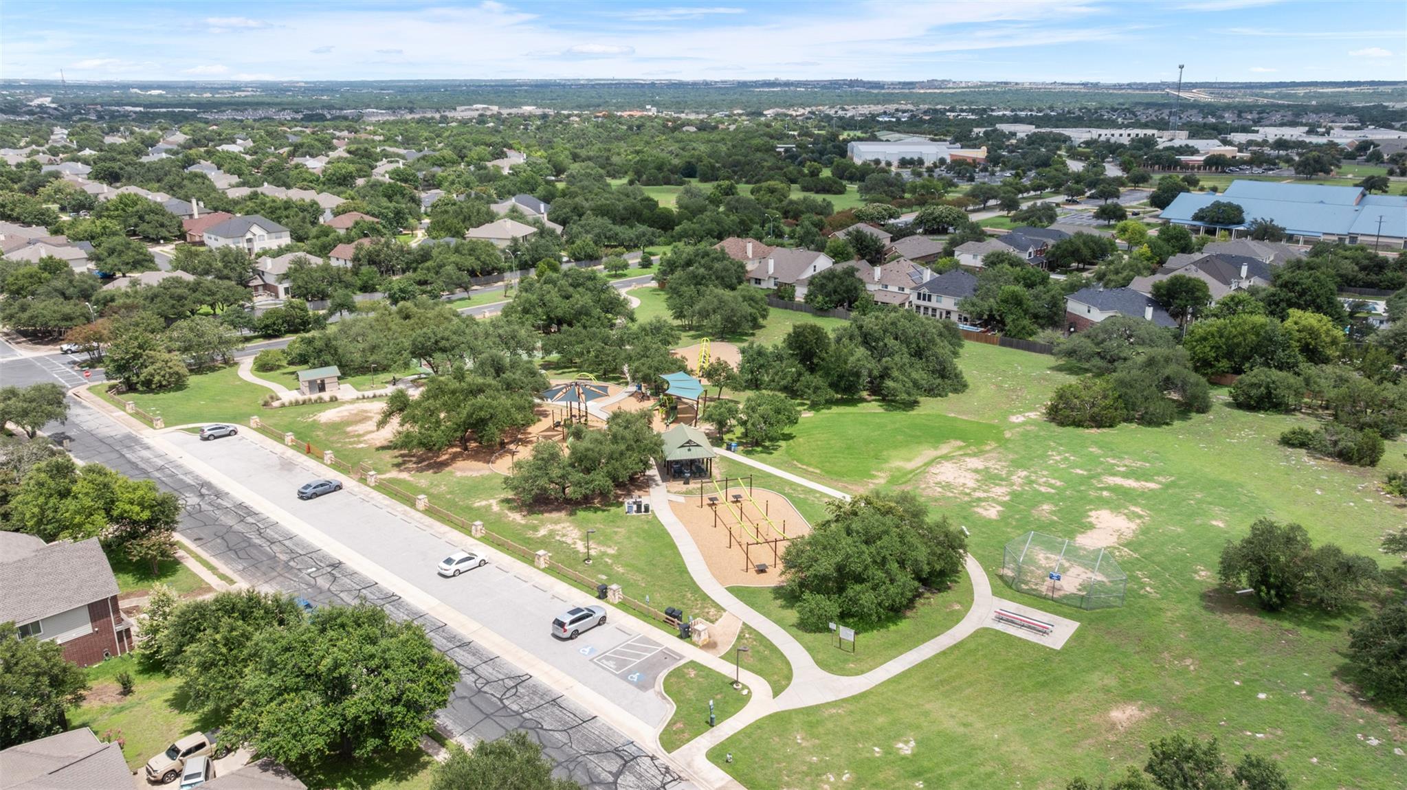 3915 Hillside Dr, Round Rock, TX 78681
