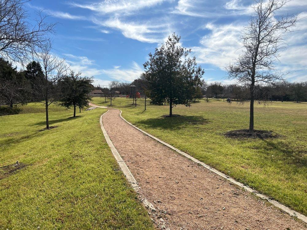 703 Country Aire Dr # B, Round Rock, TX 78664