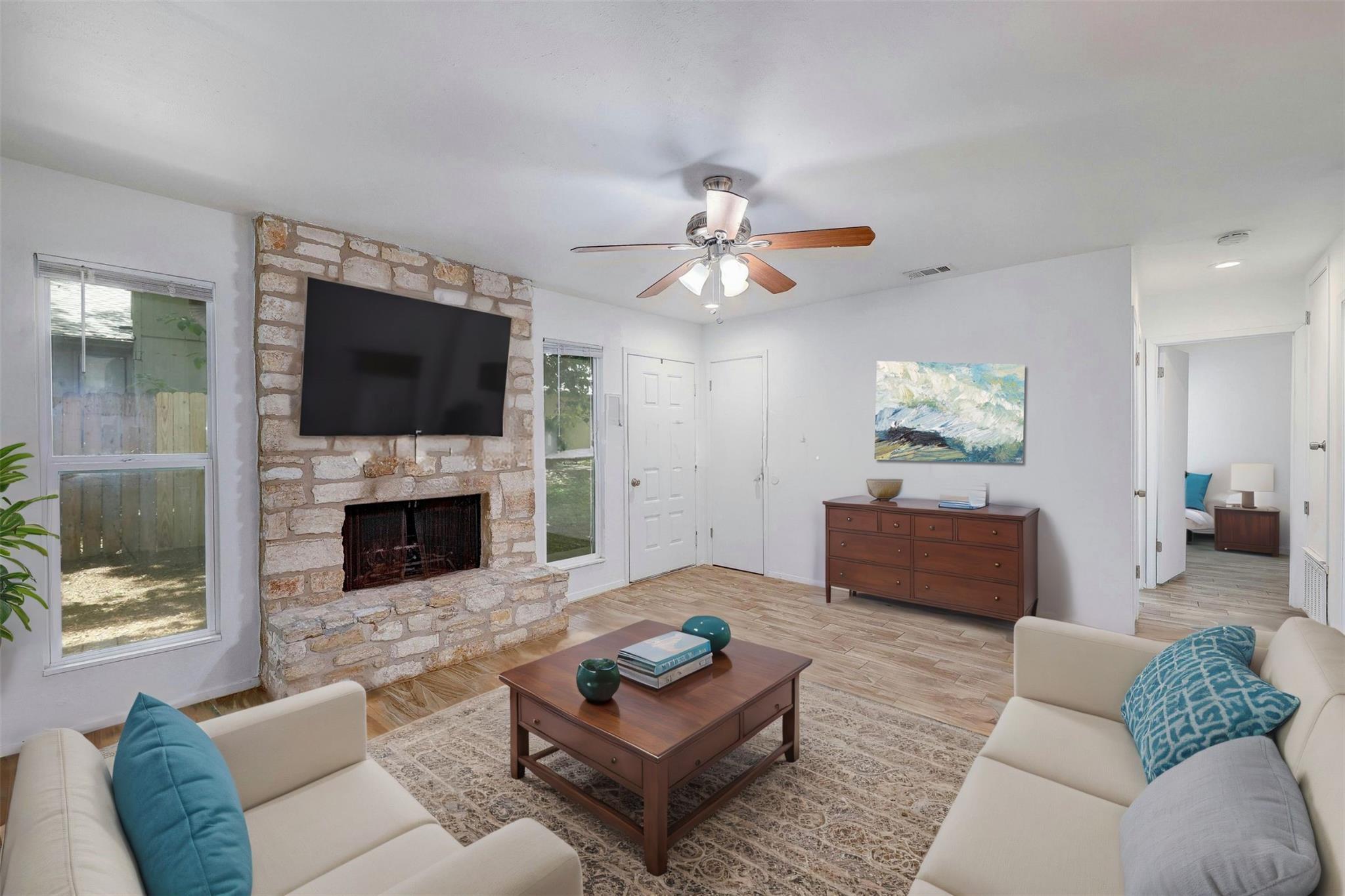 703 Country Aire Dr # B, Round Rock, TX 78664