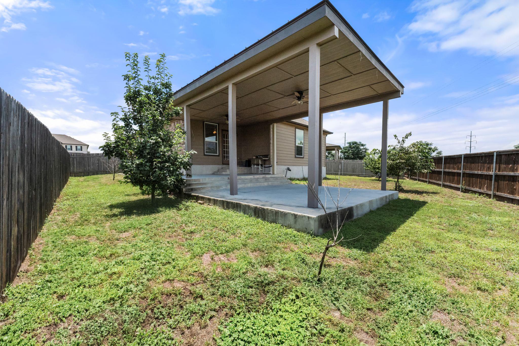 633 Weizenbock Ln, Austin, TX 78728
