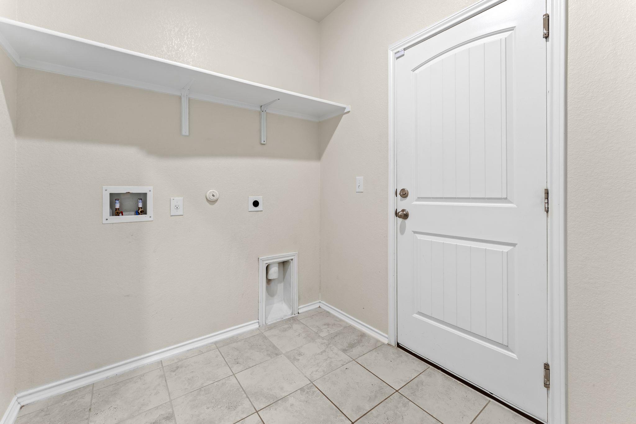633 Weizenbock Ln, Austin, TX 78728