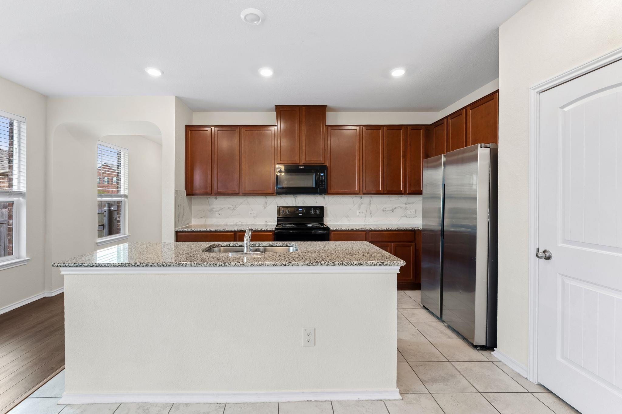 633 Weizenbock Ln, Austin, TX 78728