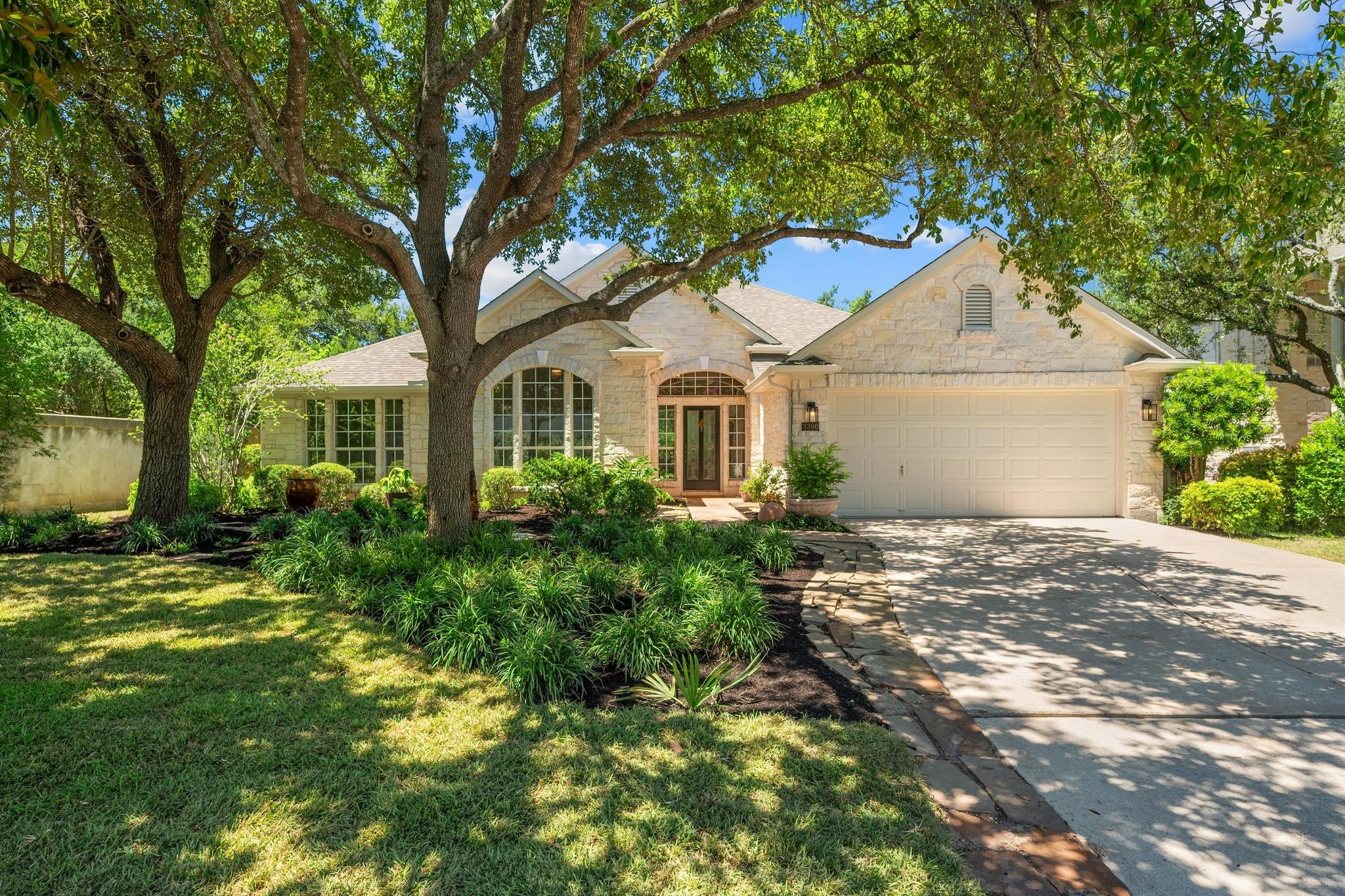 3300 Oxsheer Dr, Austin, TX 78732
