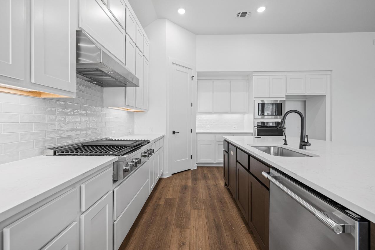 208 San Xavier St, Georgetown, TX 78633