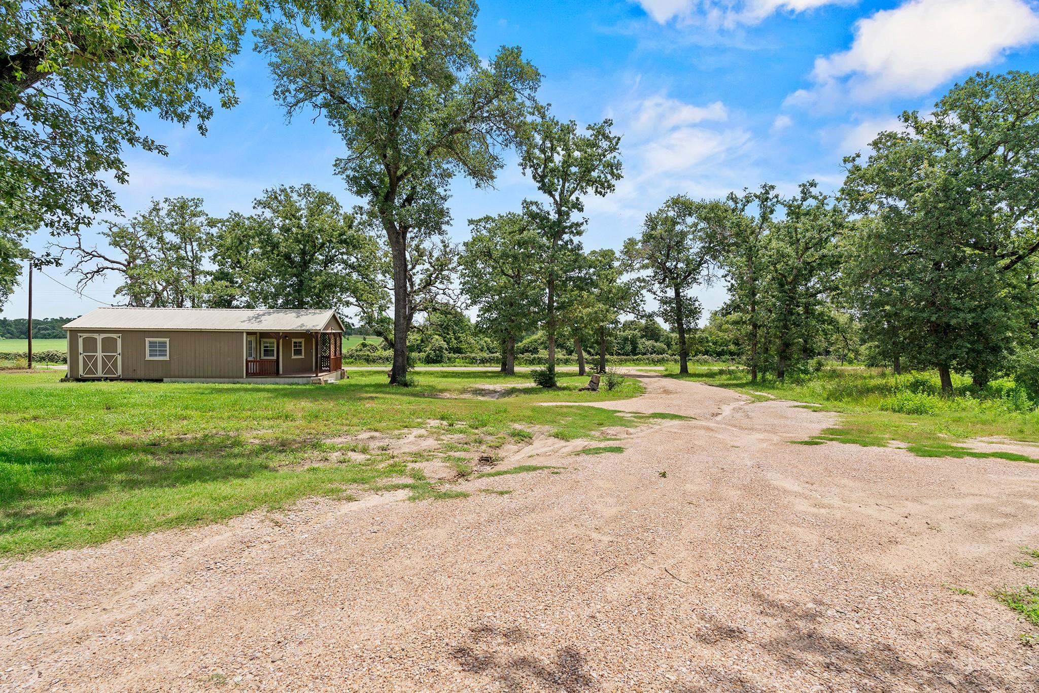 4500 County Road 448, Thorndale, TX 76577