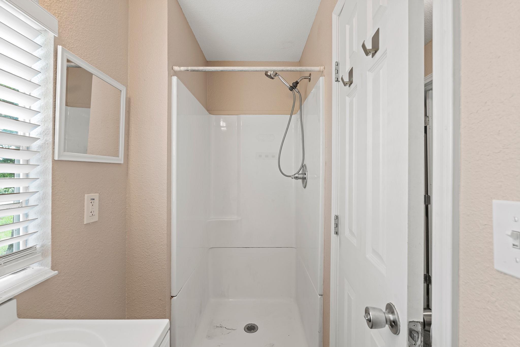 4500 County Road 448, Thorndale, TX 76577