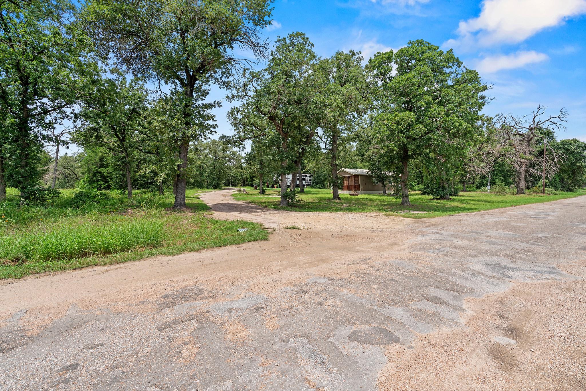 4500 County Road 448, Thorndale, TX 76577