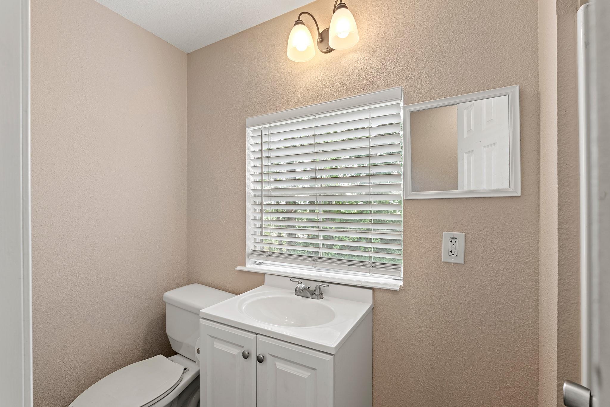 4500 County Road 448, Thorndale, TX 76577