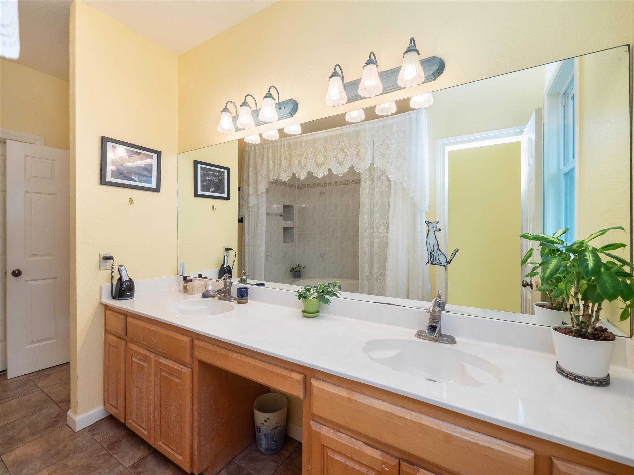 13503 & 13511 Carpenter Ln, Manchaca, TX 78652