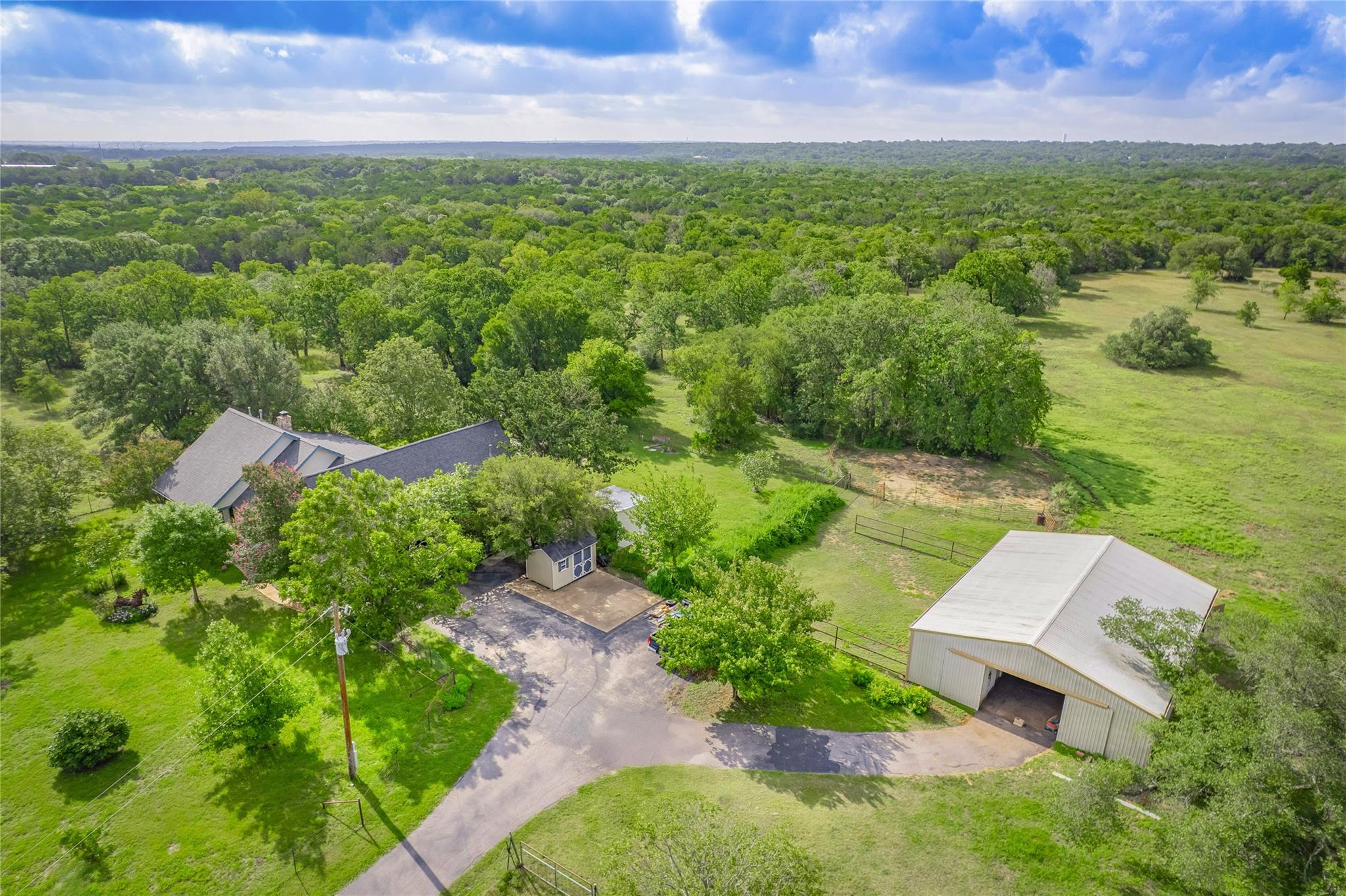 13503 & 13511 Carpenter Ln, Manchaca, TX 78652