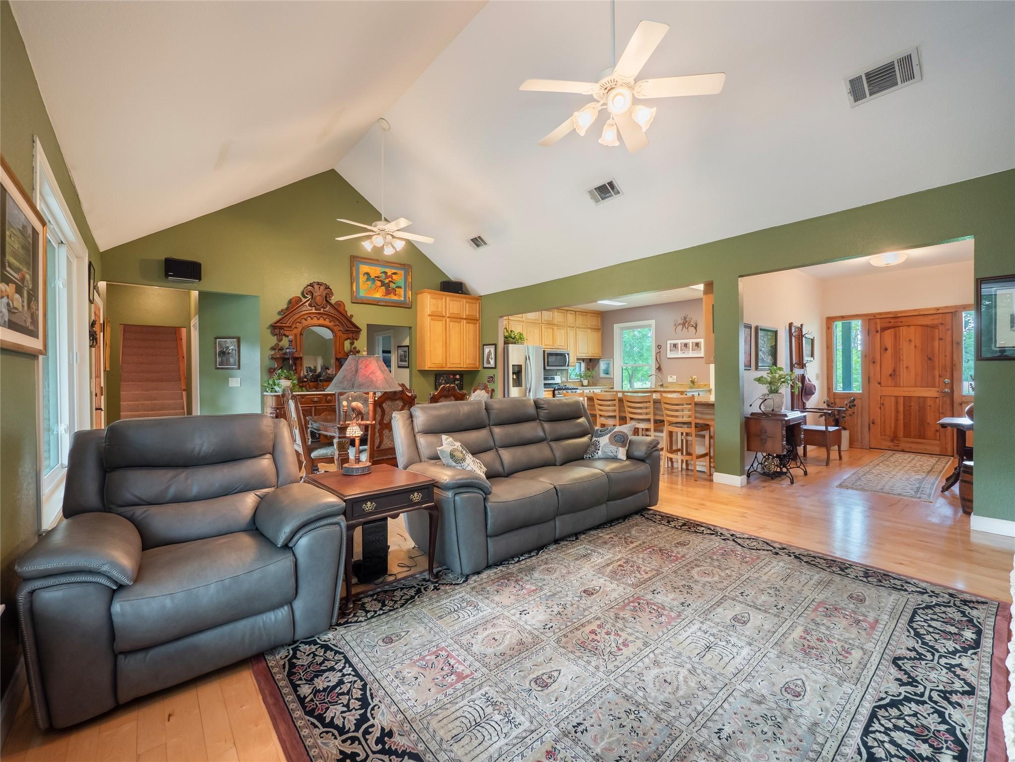 13503 & 13511 Carpenter Ln, Manchaca, TX 78652