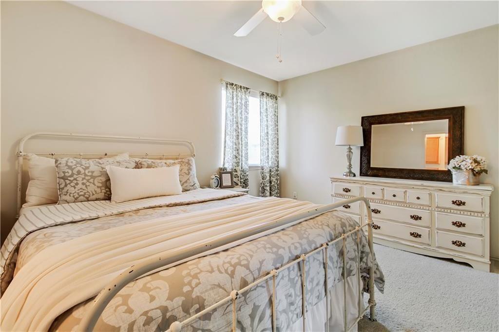 517 Sampson, Kyle, TX 78640