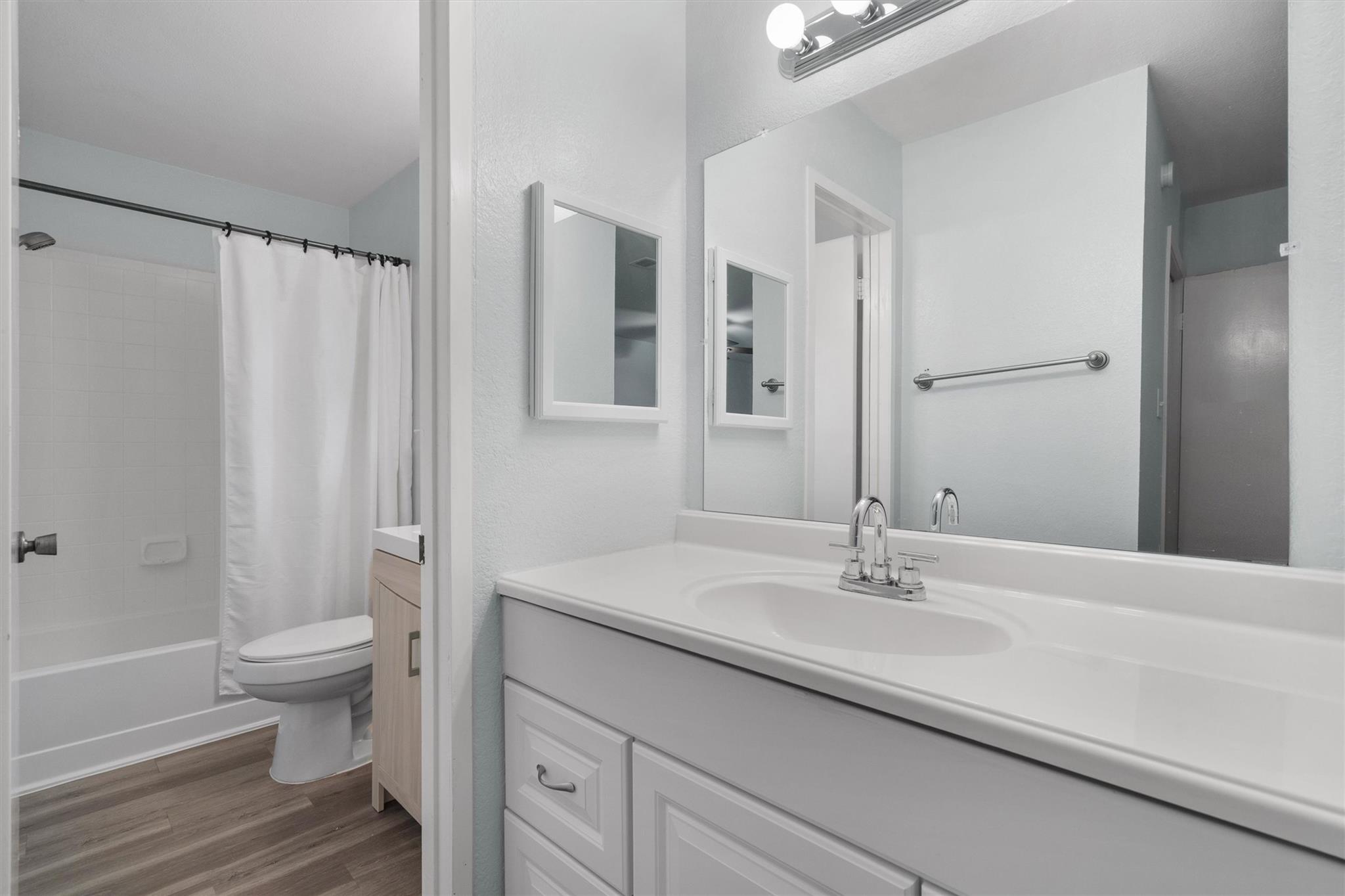 1015 E Yager Ln # 129, Austin, TX 78753