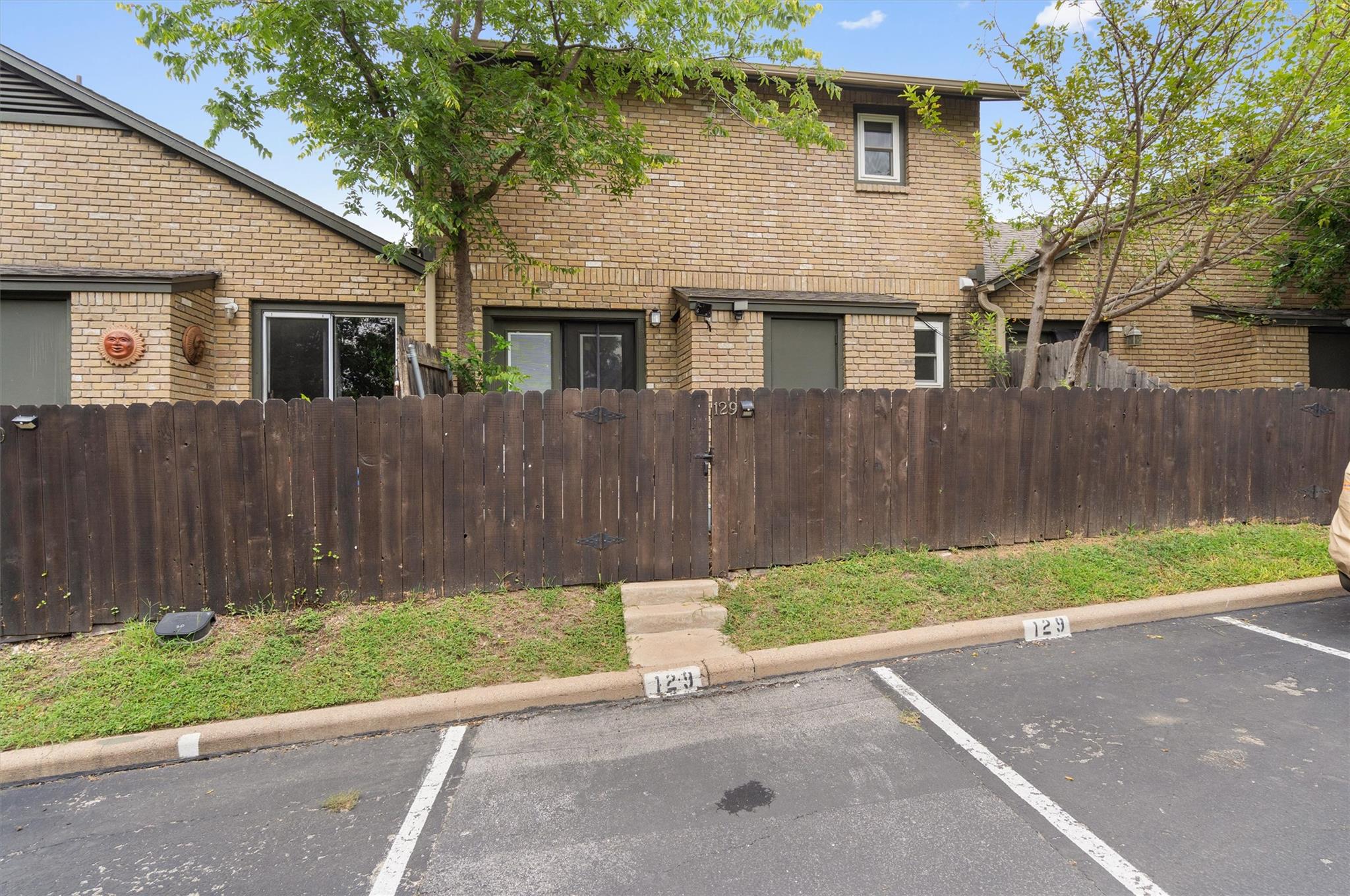1015 E Yager Ln # 129, Austin, TX 78753