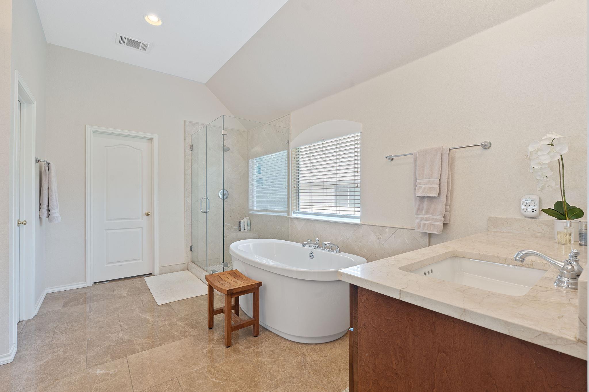 4005 Callabero Cv, Round Rock, TX 78681