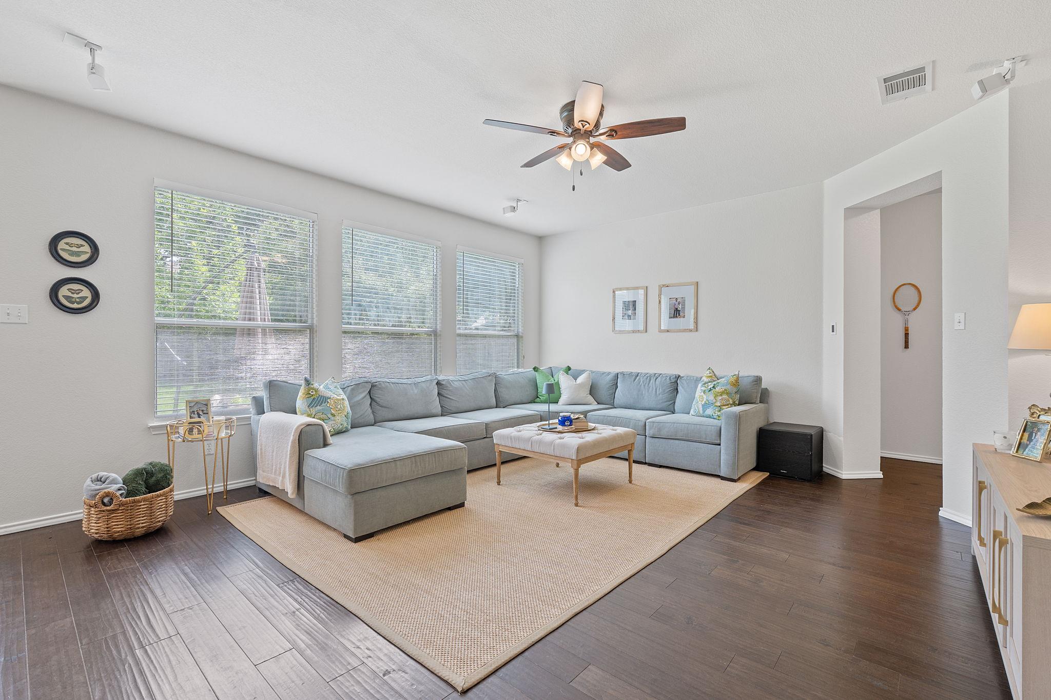 4005 Callabero Cv, Round Rock, TX 78681