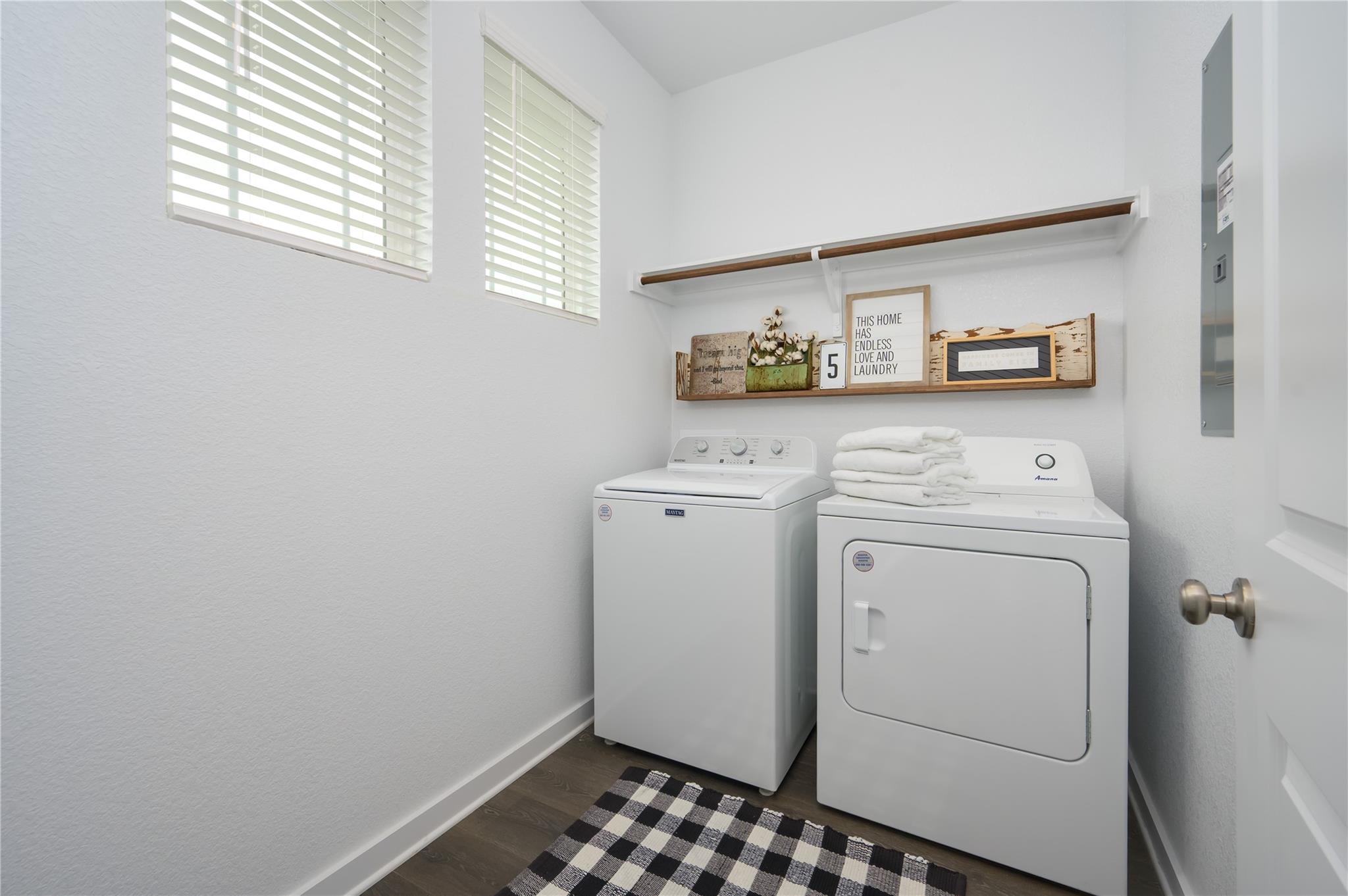 208 Garner Dr, Kyle, TX 78640