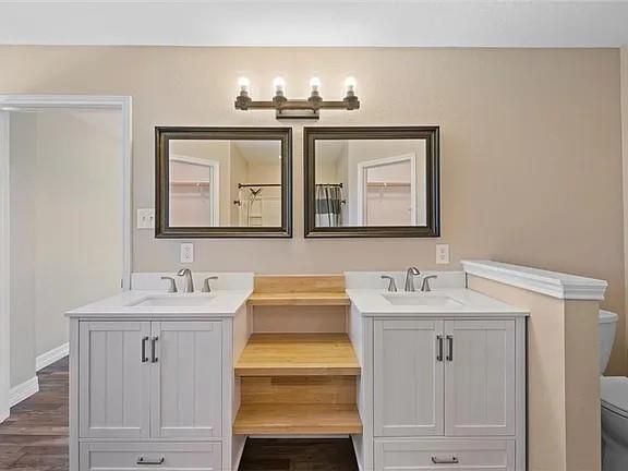 8508 Grandview Dr, Jonestown, TX 78645