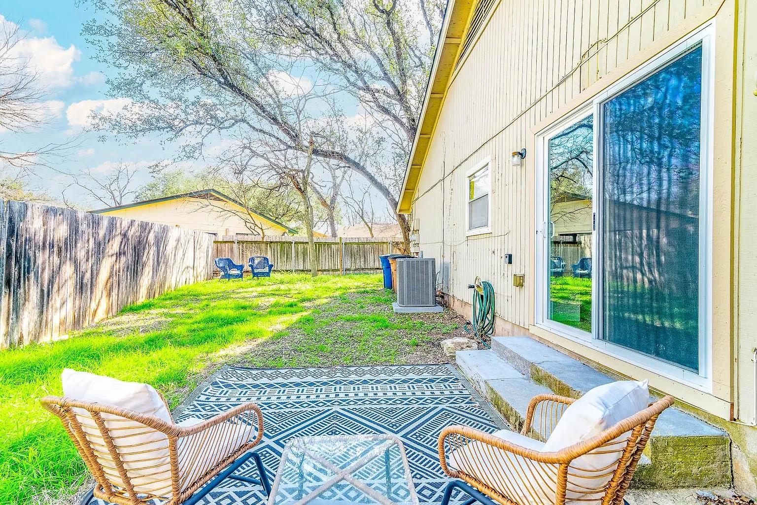 5405 Brompton Cir # B, Austin, TX 78745