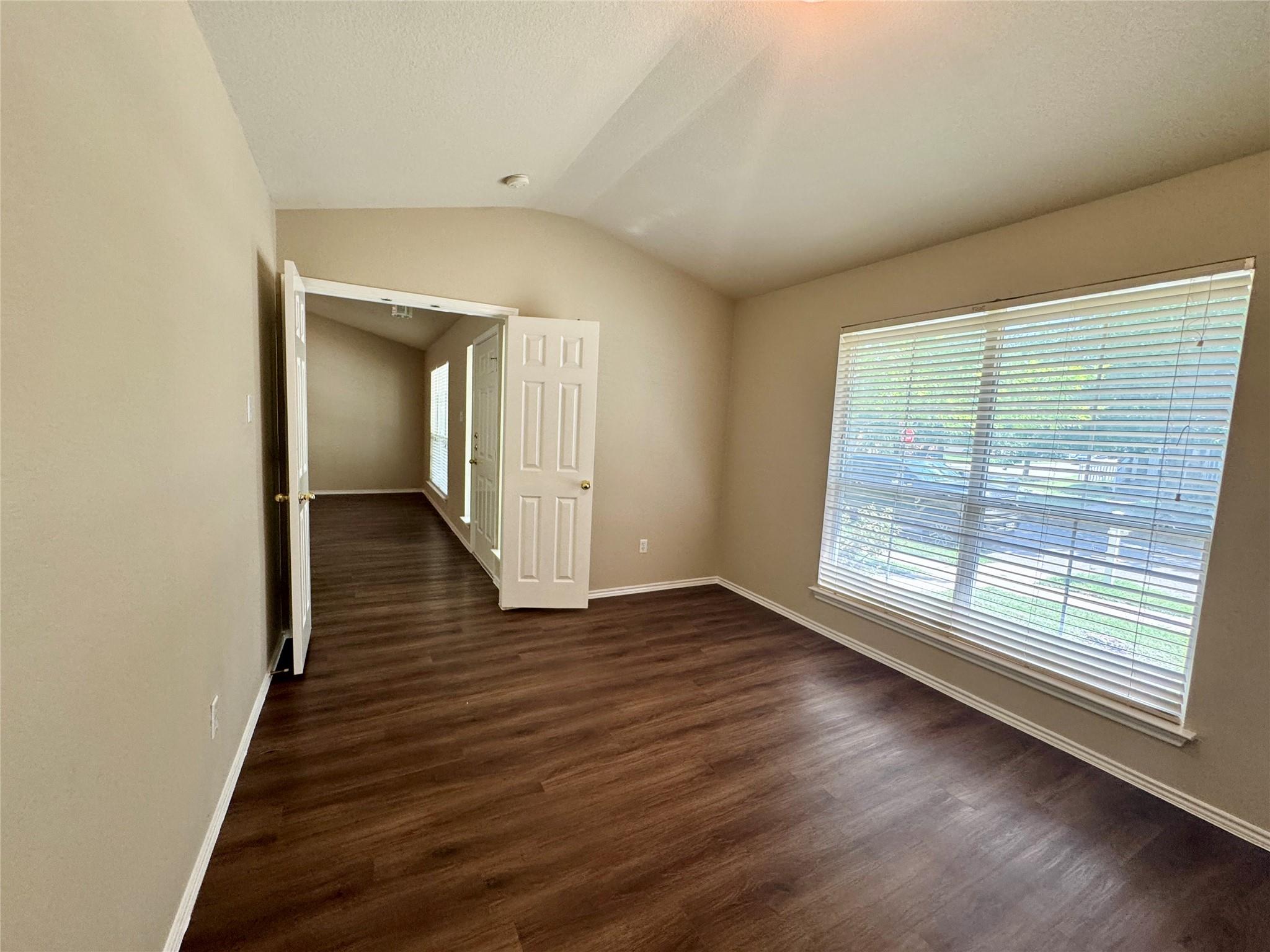 664 Hogan, Kyle, TX 78640