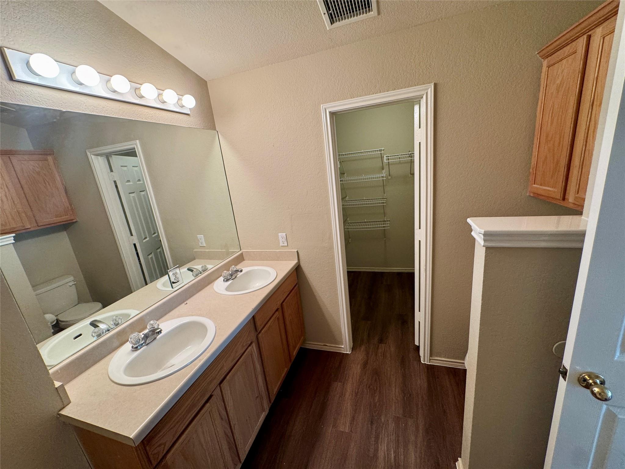 664 Hogan, Kyle, TX 78640