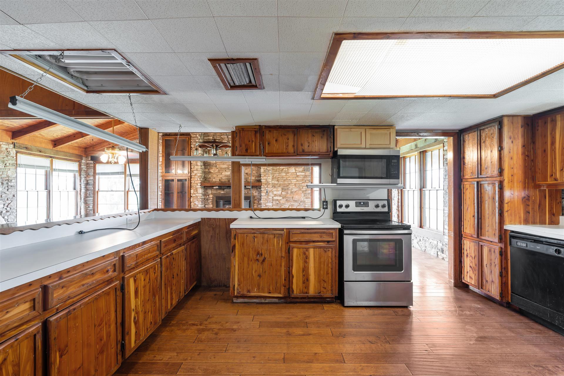 7 Tammy Ln, Round Rock, TX 78665